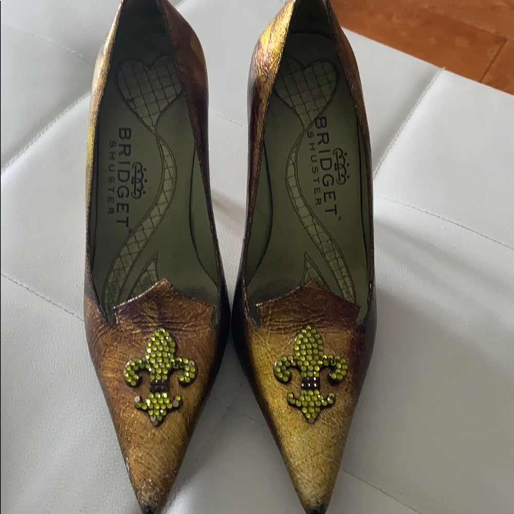 Designer point heels